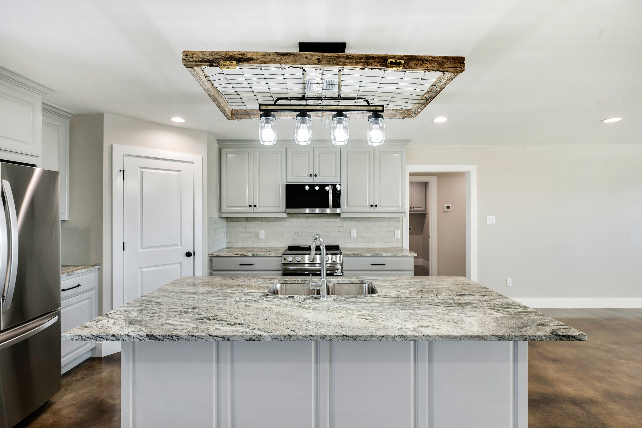 1 Web Or Mls Dsc 9461 Dsc 9464