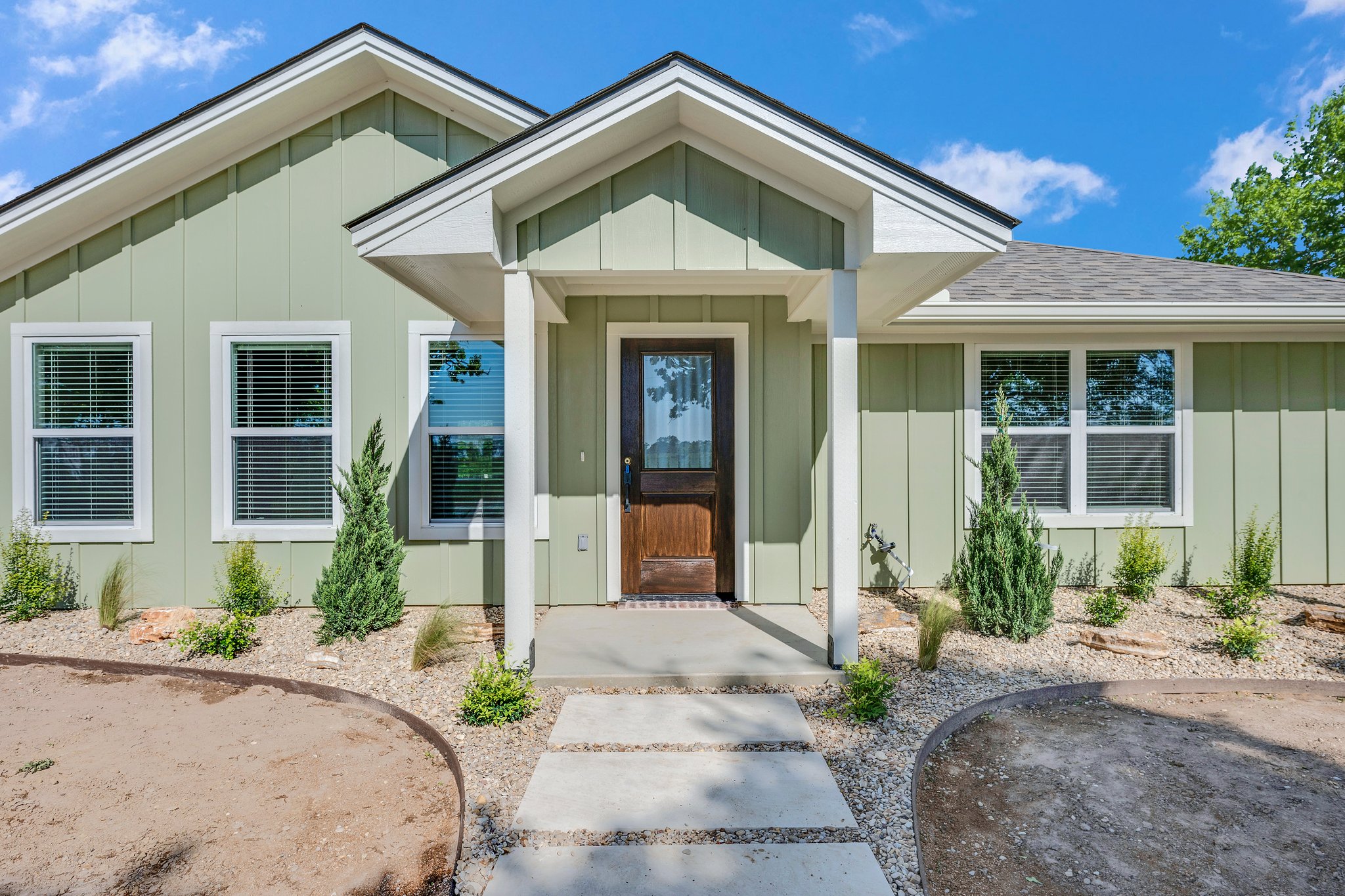 16 Web Or Mls DSC 9551