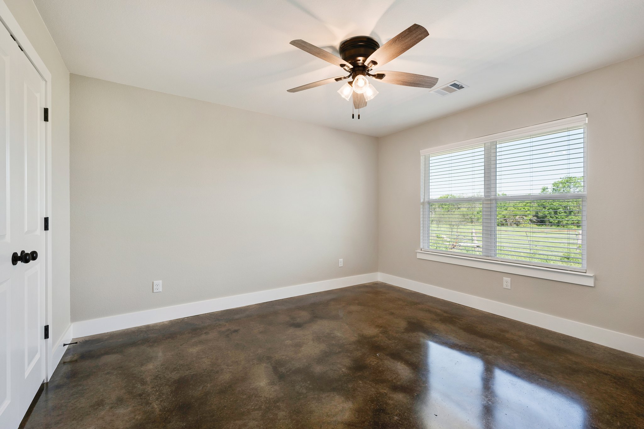 12 Web Or Mls Dsc 9531 Dsc 9534