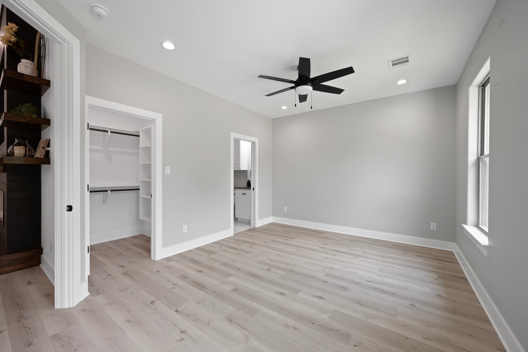 22 Web Or Mls DSC 1921