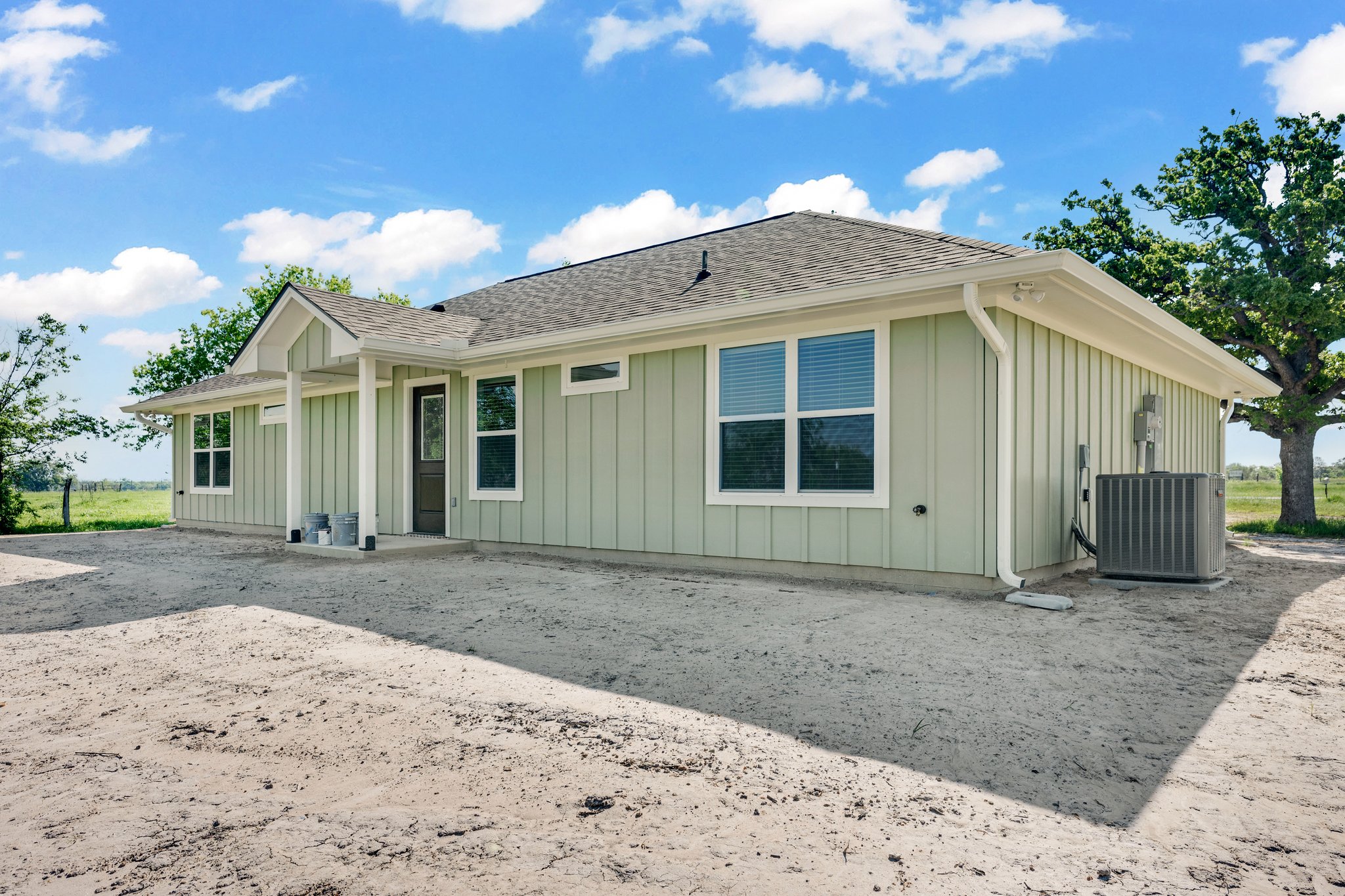 14 Web Or Mls DSC 9541