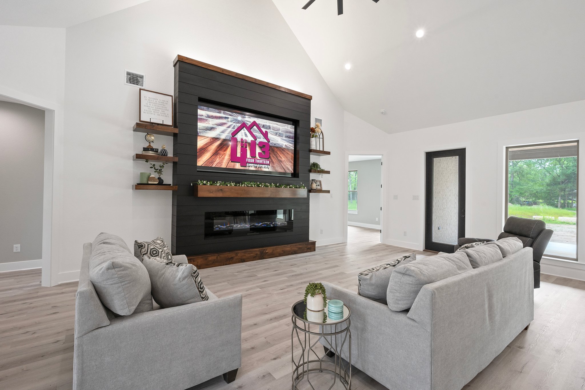 31 Web Or Mls DSC 1988