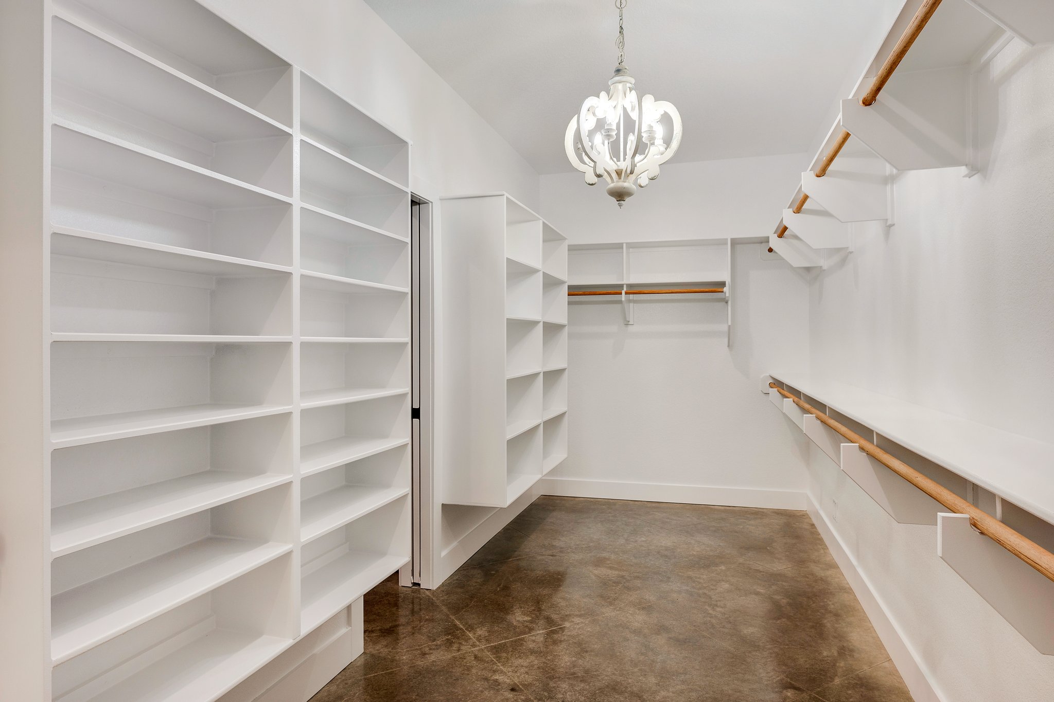 18 Web Or Mls Dsc 2684 Dsc 2687