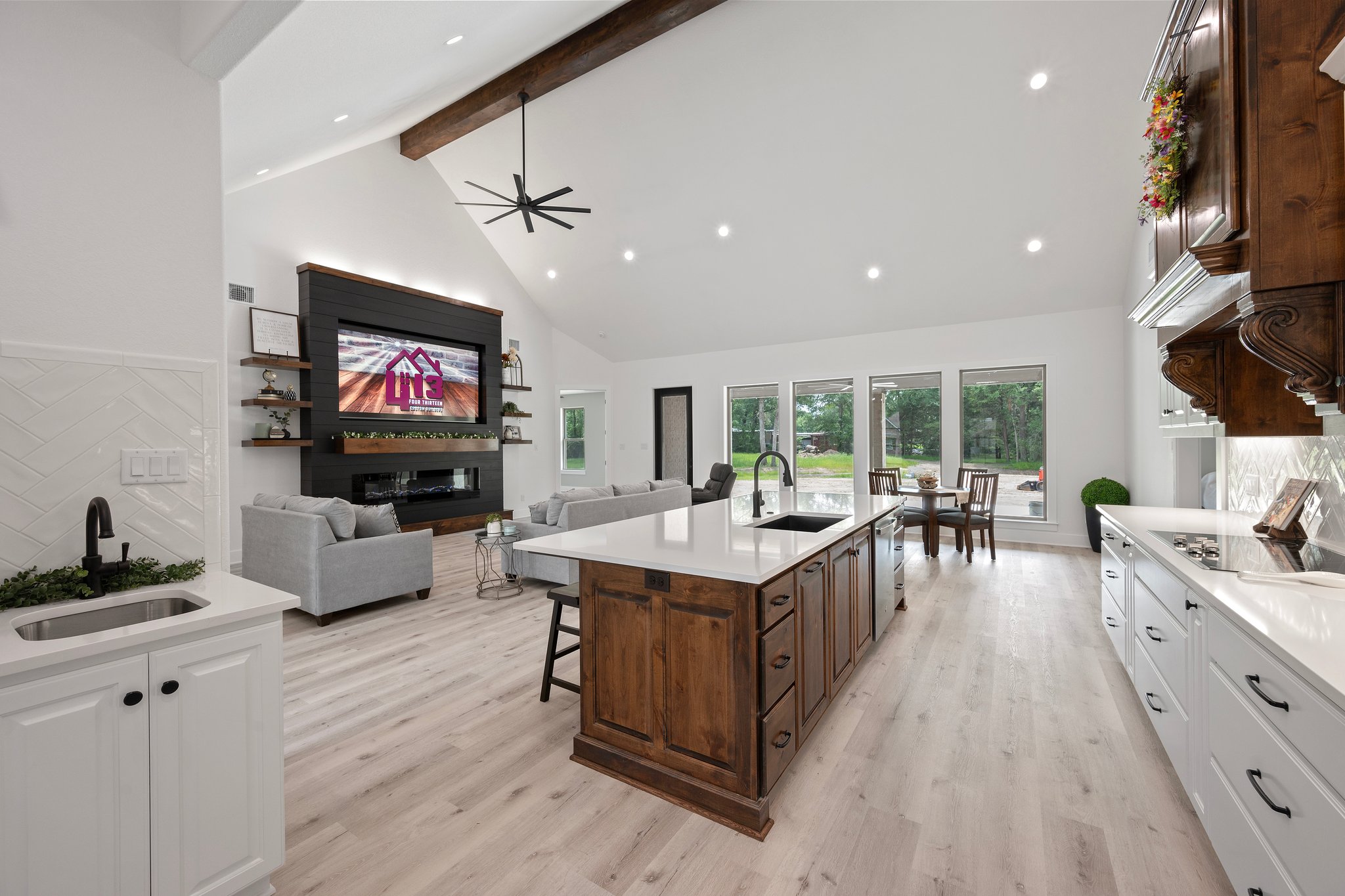 32 Web Or Mls DSC 1996